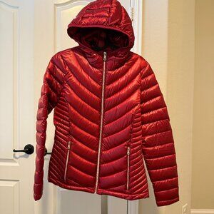 Calvin Klein Packable 7F warm factor Down Puffer Hooded Red Jacket